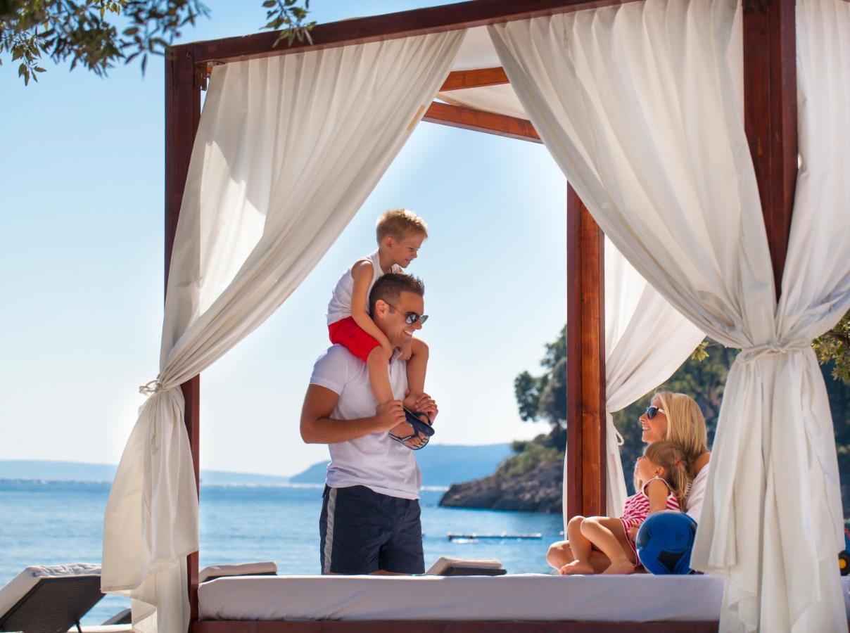 Campsite & Holiday Resort Medveja Ngoại thất bức ảnh